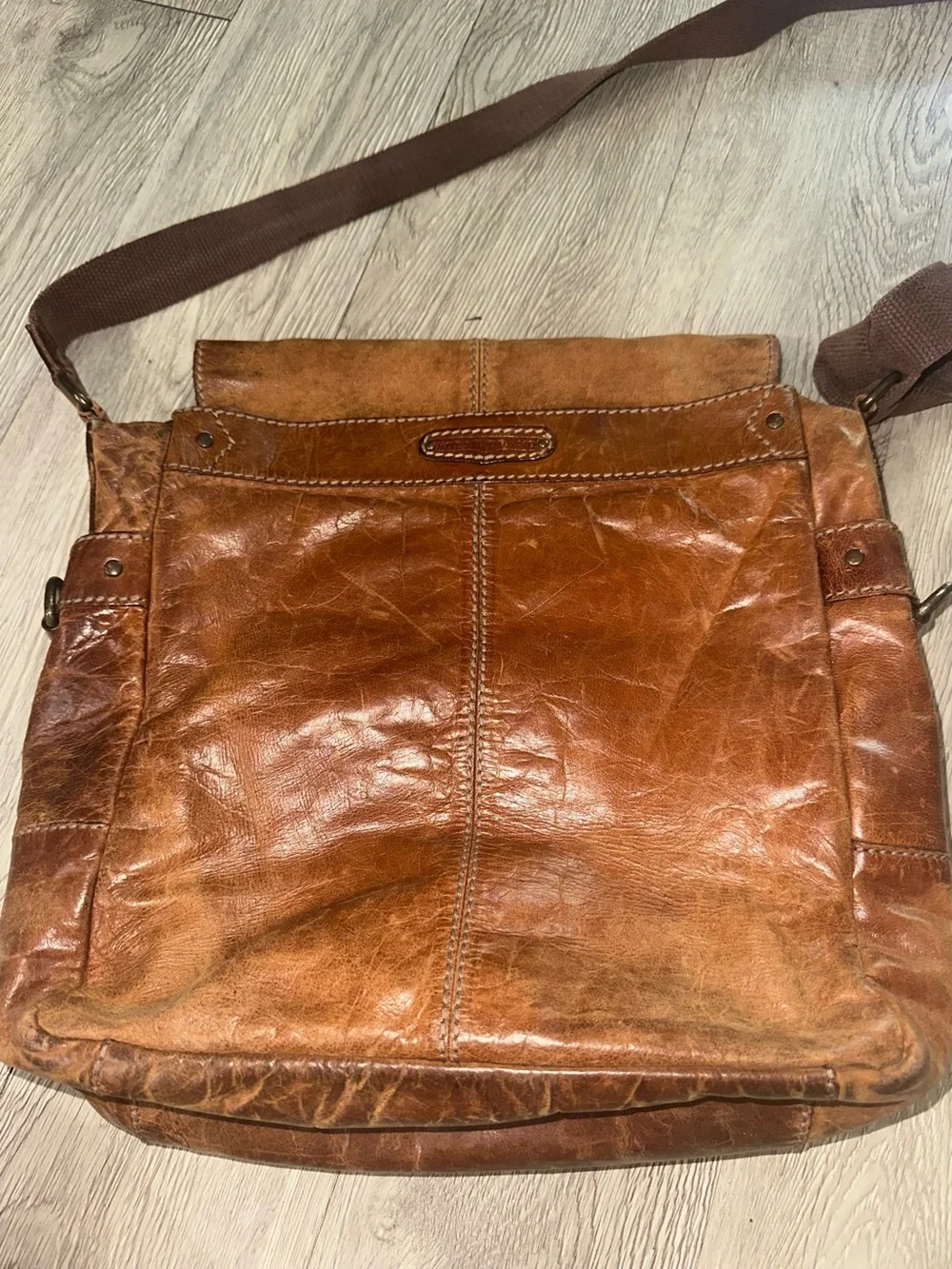 Vintage Fossil Brand Distressed Cognac Brown Leather Satchel Shoulder Bag Purse